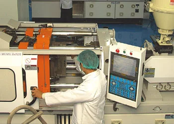 Moulding Area  Clean Room Class 100000 or ISO Class 7